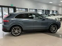 Begagnad Porsche Cayenne 340 HK (250 kW) 2018 Blå SUV