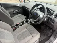 Używany Ford Fiesta Zetec 2016 Srebrny Hatchback