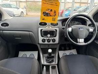 Used Ford Focus Zetec 110 HP (80 kW) 2007 Grey Hatchback