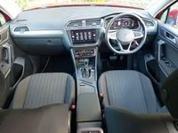 Used VW Tiguan Allspace Life 150 HP (110 kW) 2021 Red SUV