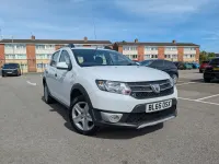 Used Dacia Sandero Lauréate 90 HP (66 kW) 2016 White Hatchback