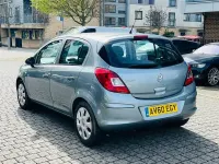 Gebraucht Vauxhall Corsa 100 PS (73 kW) 2010 Silber Kleinwagen