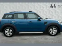 Second-hand Mini Cooper Countryman Classic 134 CP (98 kW) 2021 Albastru SUV