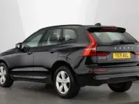 Usado Volvo XC60 Momentum 194 HP (142 kW) 2022 SUV