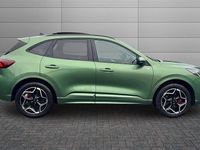 Second-hand Ford Kuga ST-Line X 183 CP (134 kW) 2025 Verde SUV