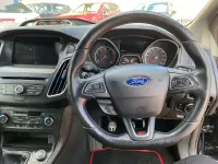 Used Ford Focus ST 250 HP (183 kW) 2016 Black Hatchback
