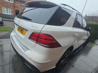 Used Mercedes GLE250 AMG line 204 HP (150 kW) 2017 White Estate