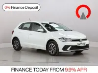 Käytetty VW Polo Life 95 HP (69 kW) 2023 Valkoinen Viistoperä
