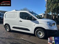 Used Vauxhall Combo 100 HP (73 kW) 2021 White MPV