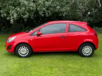 Used Vauxhall Corsa S 65 HP (47 kW) 2014 Red Hatchback