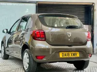 Used Dacia Sandero Ambiance 71 HP (52 kW) 2018 Brown Hatchback