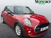 Used Mini Cooper Hatch 136 HP (100 kW) 2017 Red Hatchback