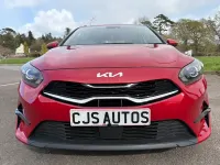 Używany Kia Ceed 2024 Czerwony Hatchback