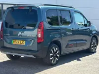 Used Citroën Berlingo 98 kW (134 HP) 2025 Blue MPV