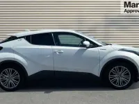 Used Toyota C-HR 184 HP (135 kW) 2021 White SUV