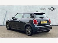 Used Mini Cooper Classic 136 HP (100 kW) 2022 Black Hatchback