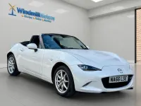 Used Mazda MX5 131 HP (96 kW) 2016 White Cabriolet