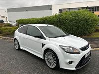 Used Ford Focus RS 301 HP (221 kW) 2009 White Hatchback