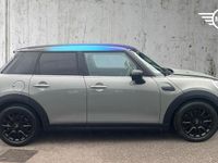 Usado Mini Cooper Classic 136 CV (100 kW) 2022 Gris Utilitario
