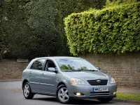 Begagnad Toyota Corolla T3 110 HK (80 kW) 2002 Blå Halvkombi