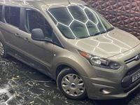 Usado Ford Tourneo Zetec 120 HP (88 kW) 2017 Carrinha