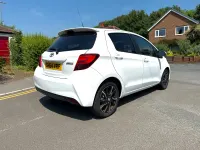 Used Toyota Yaris Sport 99 HP (72 kW) 2014 White Hatchback