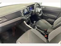 Used VW Polo Life 80 HP (58 kW) 2025 Pure white Hatchback