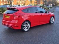 Used Ford Focus ST-Line 140 HP (102 kW) 2018 Red Hatchback