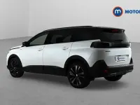 Usado Peugeot 5008 Premium 181 HP (133 kW) 2022 SUV