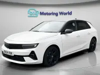 Used Vauxhall Astra S 130 HP (95 kW) 2024 White Hatchback