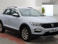Used VW T-Roc SE 115 HP (84 kW) 2019 White silver SUV