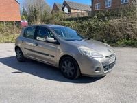 Used Renault Clio II Expression 2010 Beige Hatchback