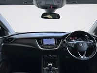 Used Vauxhall Grandland X Sport 130 HP (95 kW) 2018 Grey SUV