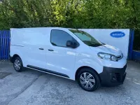 Używany Citroën Dispatch 2023 Biały Minivan