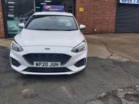 Używany Ford Focus ST-Line X 125 KM (91 kW) 2020 Biały Hatchback