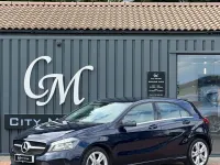Begagnad Mercedes A200 2017 Blå Halvkombi