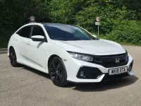 Used Honda Civic EX 129 HP (94 kW) 2018 White Hatchback