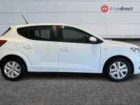 Used Dacia Sandero Comfort 100 HP (73 kW) 2022 White Hatchback