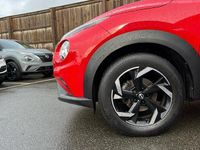 Used Nissan Juke N-Connecta 114 HP (83 kW) 2022 Red SUV