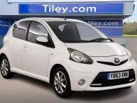 Used Toyota Aygo 68 HP (50 kW) 2013 White Hatchback
