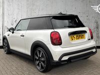 Used Mini Cooper Exclusive 134 HP (98 kW) 2023 White Hatchback