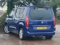 Used Vauxhall Combo 100 kW (136 HP) 2022 Blue MPV