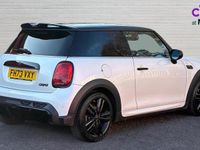 Usado Mini Cooper Premium 136 CV (100 kW) 2024 Blanco Utilitario