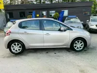 Used Peugeot 208 Active 68 HP (50 kW) 2012 Pink Hatchback