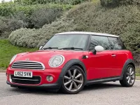 Begagnad Mini Cooper D Hatch 2012 Röd Halvkombi