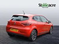 Usado Renault Clio V Evolution 90 HP (66 kW) 2023 Vermelho Citadino