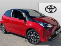 Used Toyota Aygo X-clusiv 72 HP (52 kW) 2020 Red Hatchback