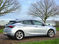 Second-hand Vauxhall Astra SRi 150 CP (110 kW) 2017 Argintiu Hatchback