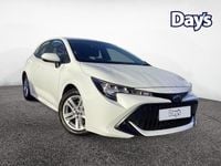 Used Toyota Corolla 184 HP (135 kW) 2022 White Hatchback