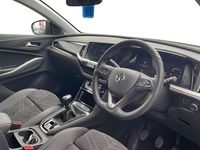 Usado Vauxhall Grandland X Ultimate 128 HP (94 kW) 2024 Cinzento SUV